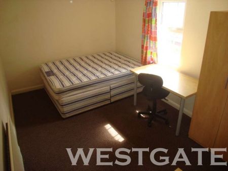 4 Bed - Blenheim Road, Reading - Photo 2