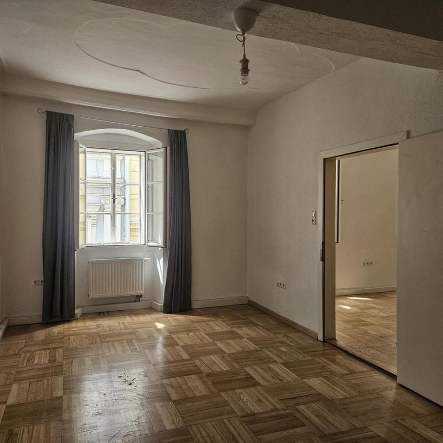 Gmunden - Altstadt: 83m² Mietwohnung in wunderschönen, denkmalgeschützten Räumlichkeiten! - Photo 1