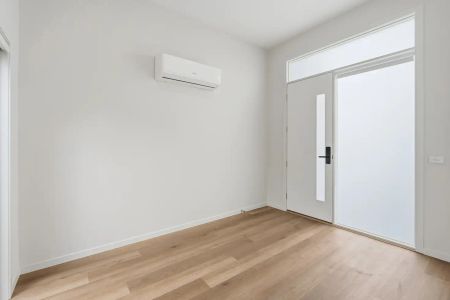 “BRAND NEW STYLISH HOME” - Photo 4