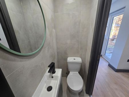 Knockhall Road, Greenhithe DA9, London - Photo 4