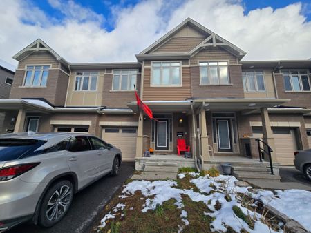 For Lease - 534 Rioja Street, Kanata, Ontario - Photo 3