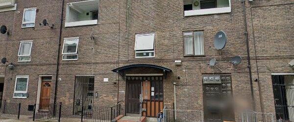 3 Bed Flat, Nairn Street, E14 - Photo 1