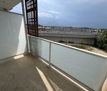 Nîmes - studio 18m2 terrasse + parking - Photo 1