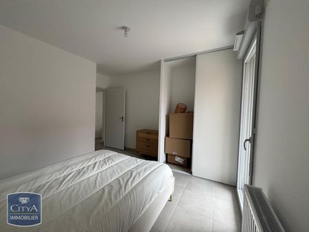 Location Appartement 3 pièces 62m² MARSEILLE 2ème - Photo 2