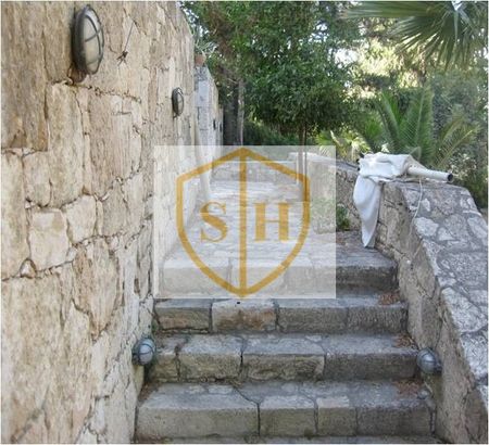 Βίλα για ενοικίαση Άνω Καλέσια (Γάζι) - Φωτογραφία 4