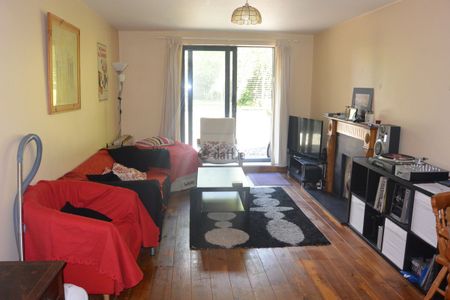 Apartment to rent in Dublin, Finglas - Photo 4