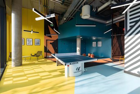 1 bedroom in a flat share to rent - Photo 2