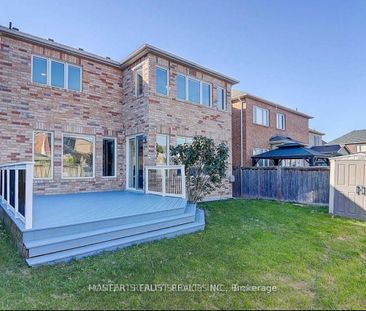 For Lease - 153 Summerlyn Trail, Bradford West Gwillimbury, Ontario - Photo 4