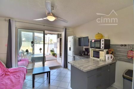 A LOUER MEUBLE A L'ANNEE - STUDIO AVEC VERANDA - GRANDE TERRASSE - 1ER ETAGE SANS ASCENSEUR - 66750 ST CYPRIEN PLAGE - PYRENEES ORIENTALES - REGION OCCITANIE | Cimm Immobilier - Photo 3