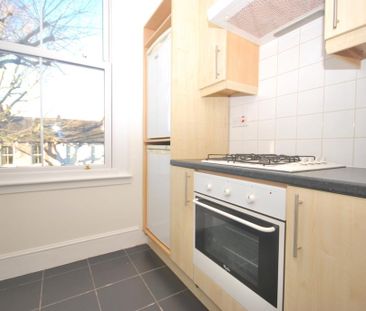 1 bedroom flat to rent - Photo 6