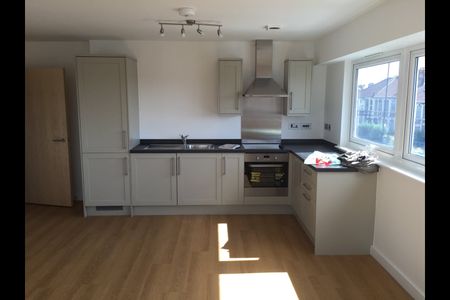 Room in a Shared Flat, Beacon Towers, BS16 - Photo 3