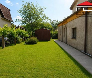 Pronájem rodinného domu 4+kk, na pozemku 330m2, Praha 4 Modřany - Photo 1