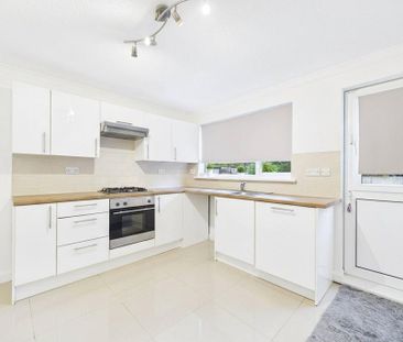 2 bedroom terraced house to rent - Photo 3