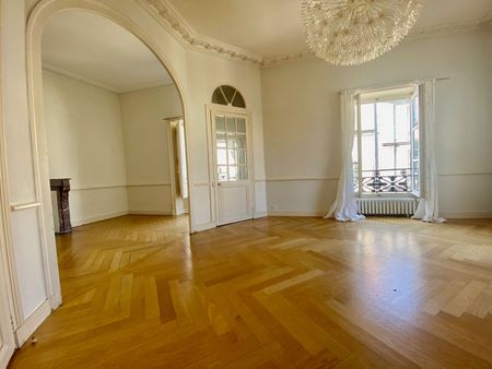 A Louer - Nantes CathÉdrale - Appartement 6 Pièces De 125 M² - Photo 4