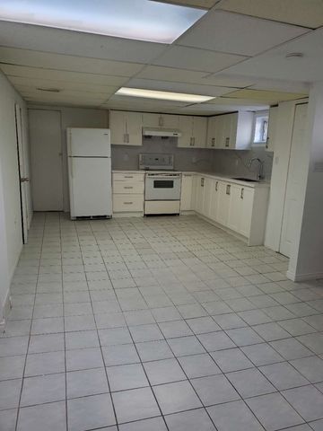 For Lease - 17 Maralim Road Unit# BSMT, Richmond Hill, Ontario - Photo 4