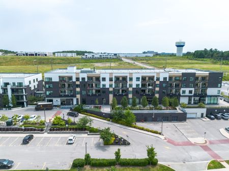 For Lease - 555 William Graham Drive Unit# 114, Aurora, Ontario - Photo 5