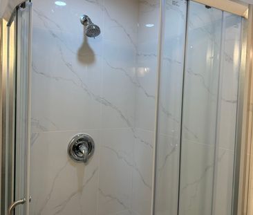 For Lease - 22 Hazelglen Court, Brampton, Ontario - Photo 3