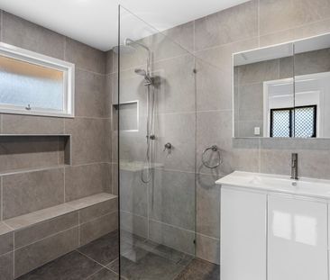 Renovated home with air conditioning - Photo 5