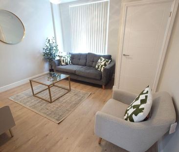 2 bedroom terraced house to rent - Photo 4