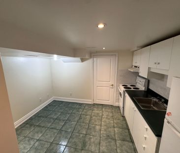 For Lease - 4 Beaver Bend Crescent Unit# Bsmt, Toronto, Ontario - Photo 3