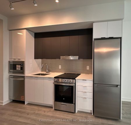 For Lease - 5105 Hurontario Street Unit# 2510, Mississauga, Ontario - Photo 5