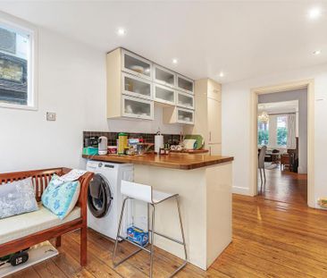 4 bedroom terraced house to rent - Photo 1