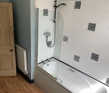 3 bedroom terraced house to rent - Photo 3