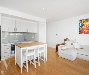 “South Beach Lifestyle Apartment” - Photo 4