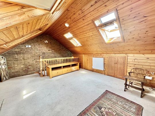 2 bedroom maisonette to rent - Photo 1