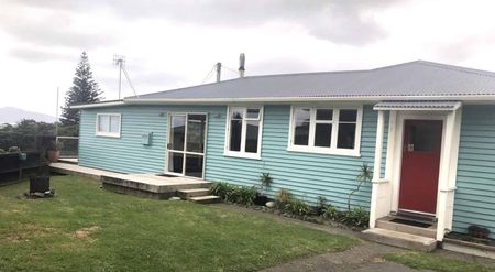 Million Dollar Sea Views - Photo 5