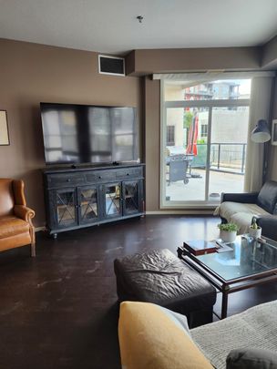 Spacious 2 Bedroom, 2 Bathroom Condo - Photo 1