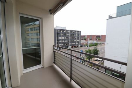 Zwischen SBB und Margarethenpark - helle 3-Zimmerwohnung in Basel - Photo 2