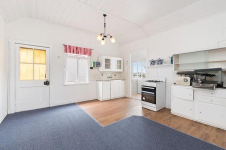 212a Given Terrace, Paddington QLD 4064 - Apartment For Rent | Domain - Photo 5