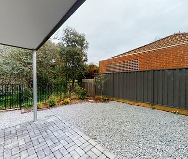 Quiet, Modern 2 Bedroom Townhouse tucked away at the back of the block - Photo 2