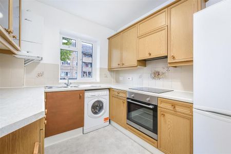 3 bedroom flat to rent - Photo 2