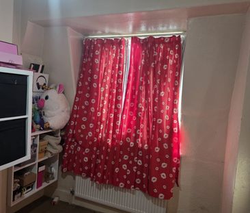 Room in a Shared Flat, Norbury Crescent, SW16 - Photo 2