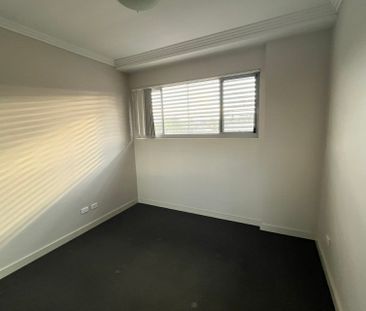 View Wednesday at 4.20pm - 4.35pm - Photo 3