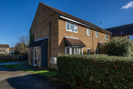 James Carlton Close, Milton, Cambridge - Photo 4