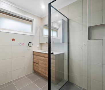 Great Location Family Home - Photo 2