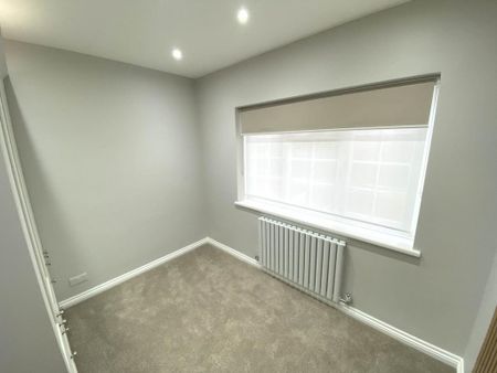 4 bedroom terraced house to rent - Photo 4