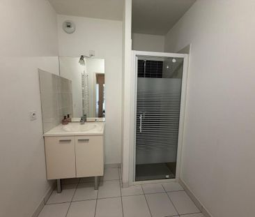 Location Appartement 3 pièces 57m² BOUGUENAIS 44340 - Photo 5