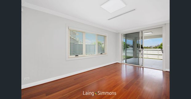 Modern Family Living in a Prime Kellyville Location - Photo 1