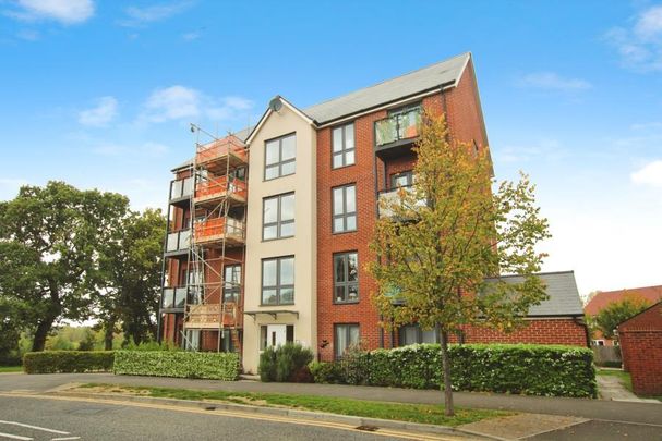 1 bedroom flat to rent - Photo 1