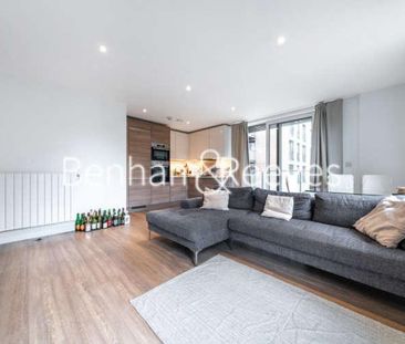 Whiting Way, Surrey Quays, SE16 - Photo 2