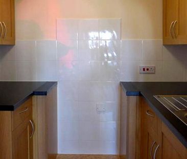 1 bedroom retirement property to rent - Photo 4