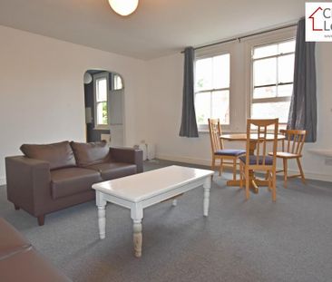 3 bedroom flat to rent - Photo 3