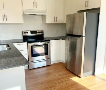 For Lease - 45 Knotsberry Circle Unit# 41, Brampton, Ontario - Photo 6