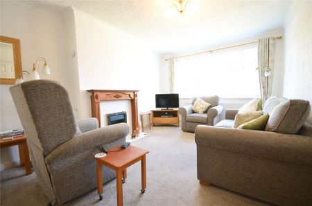 2 bedroom bungalow to rent - Photo 3