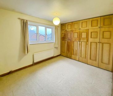 2 bedroom semi-detached house to rent - Photo 4