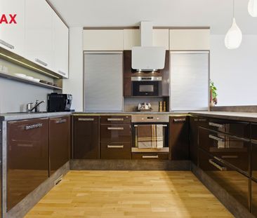 Pronájem domu 240 m², Praha 9 - Hostavice - Photo 6